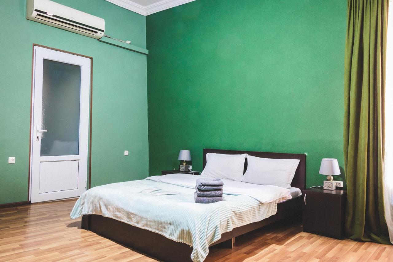 Guest House Big Family Tbilisi Exterior photo