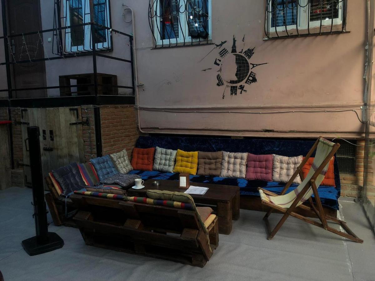 Guest House Big Family Tbilisi Exterior photo